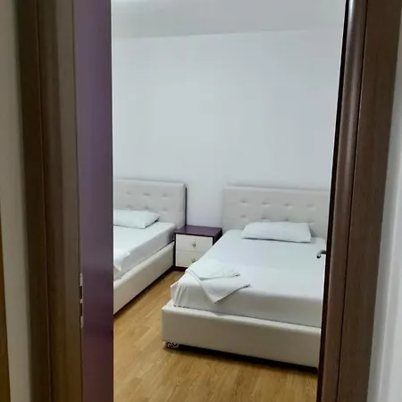 Roma Апартаменты Дуррес